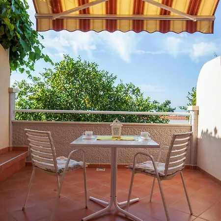 Nives 3* Podgora (Split-Dalmatia)
