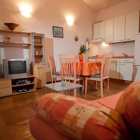 Nives Guest house