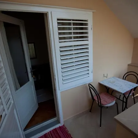 Guest house Nives Podgora