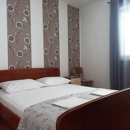 Penzion Nives Podgora (Split-Dalmatia)