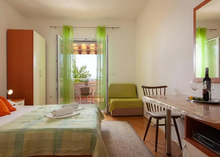 Nives 3* Podgora (Split-Dalmatia)